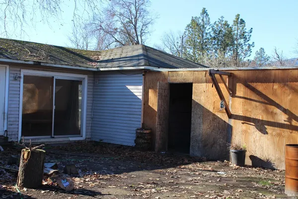 $220,000 | 23740 Greely Street, Covelo, CA 95428