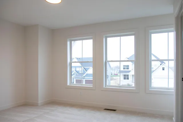 $789,430 | 2720 Kensington Avenue Northeast, St. Michael, MN 55376