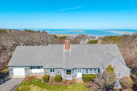 $2,000,000 | 17 Barberry Lane, Brewster, MA 02631