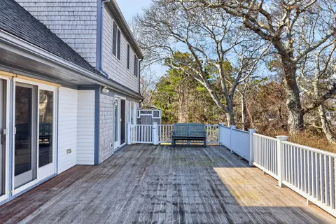 $2,000,000 | 17 Barberry Lane, Brewster, MA 02631