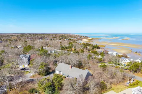 $2,000,000 | 17 Barberry Lane, Brewster, MA 02631