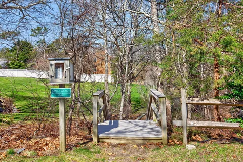 $2,000,000 | 17 Barberry Lane, Brewster, MA 02631