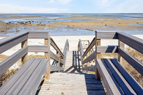 $2,000,000 | 17 Barberry Lane, Brewster, MA 02631