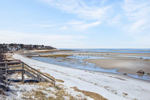 $2,000,000 | 17 Barberry Lane, Brewster, MA 02631
