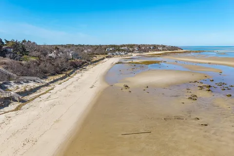 $2,000,000 | 17 Barberry Lane, Brewster, MA 02631