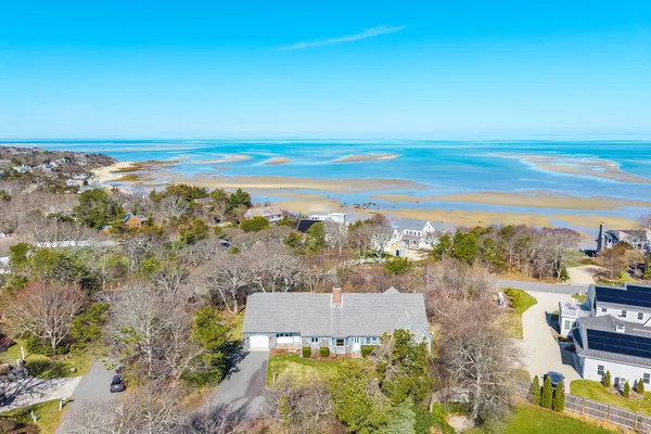 $2,000,000 | 17 Barberry Lane, Brewster, MA 02631