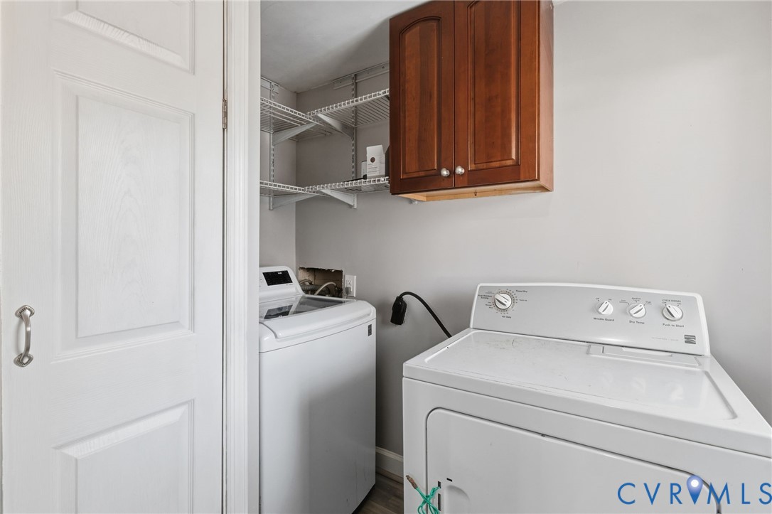 12145 White Bark Road Ruther Glen, VA 22546 - Photo 12 of 23 a utility room with dryer and washer