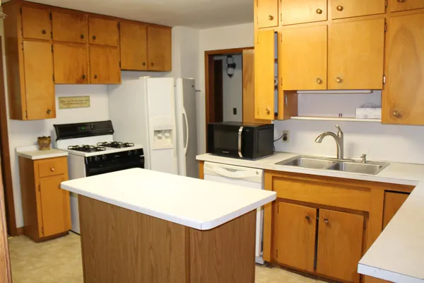 $650,000 | 34497 Quiken Road, Cushing, MN 56443