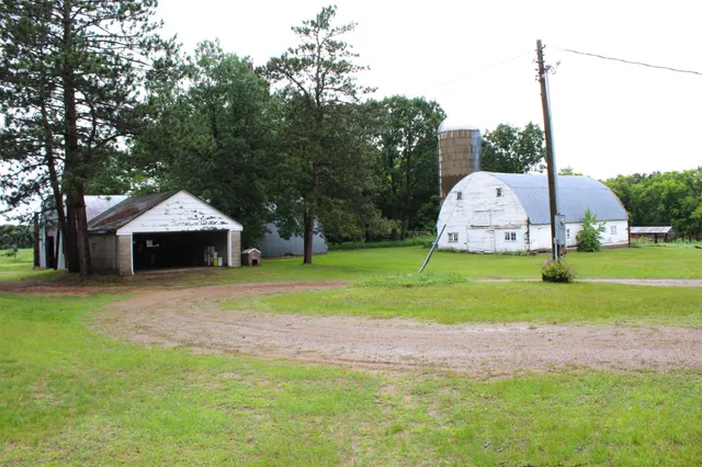 $650,000 | 34497 Quiken Road, Cushing, MN 56443