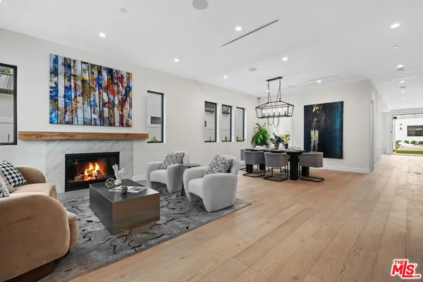$23,500 | 4475 Mammoth Avenue, Sherman Oaks, CA 91423