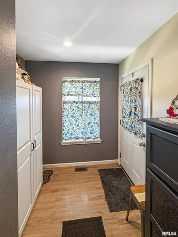 $315,000 | 613 West North Street, Mount Sterling, IL 62353