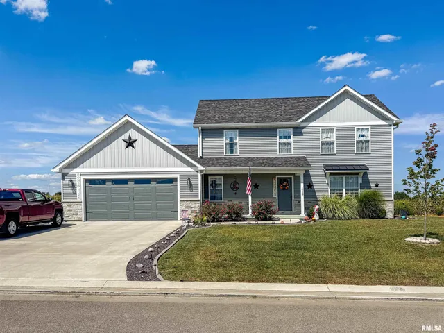 $315,000 | 613 West North Street, Mount Sterling, IL 62353