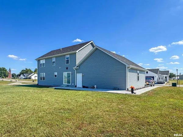 $315,000 | 613 West North Street, Mount Sterling, IL 62353