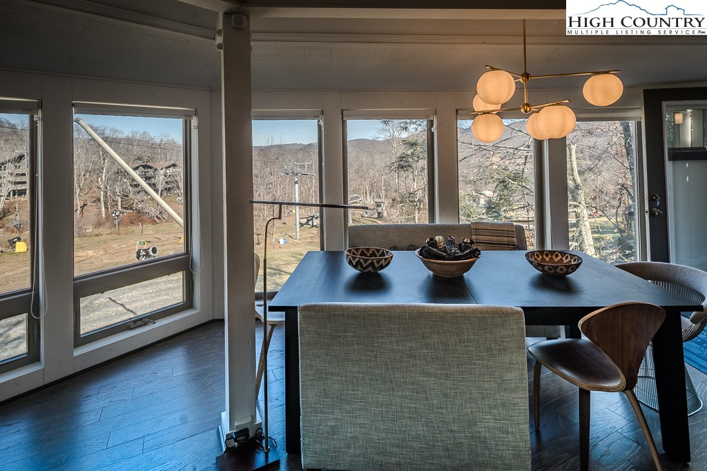 590 Briarcliff Road Sugar Mountain, NC 28604 - Photo 11 of 46