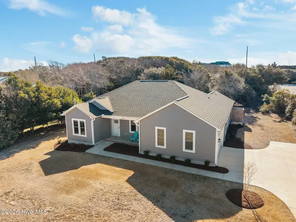$849,900 | 309 Pine Knoll Circle, Pine Knoll Shores, NC 28512