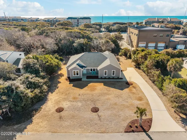 $849,900 | 309 Pine Knoll Circle, Pine Knoll Shores, NC 28512