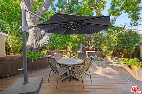 $1,699,000 | 2724 Westwood Boulevard, Los Angeles, CA 90064