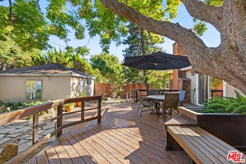 $1,699,000 | 2724 Westwood Boulevard, Los Angeles, CA 90064