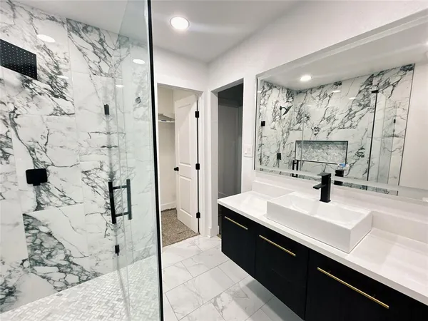 $2,300 | 2800 Sadler Avenue, Fort Worth, TX 76133