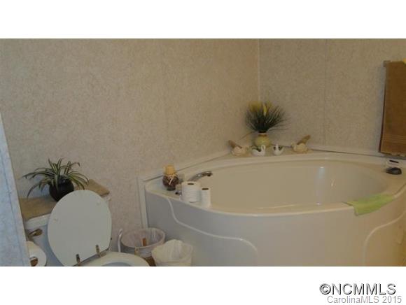135 Fleming Drive Rutherfordton, NC 28139 - Photo 11 of 15 Gallery Image 11