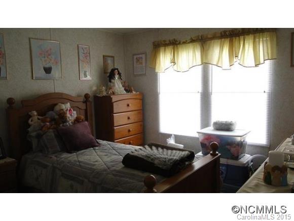 135 Fleming Drive Rutherfordton, NC 28139 - Photo 12 of 15 Gallery Image 12