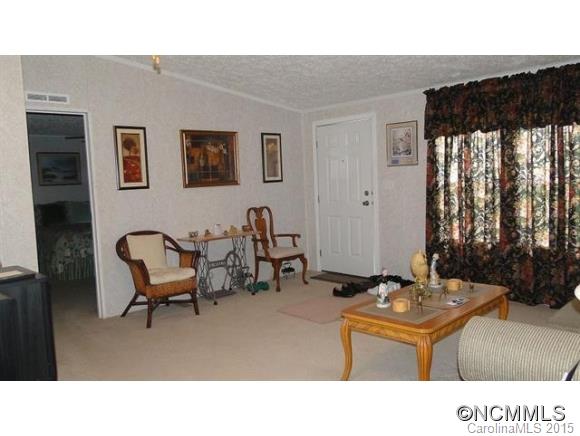 135 Fleming Drive Rutherfordton, NC 28139 - Photo 5 of 15 Gallery Image 5