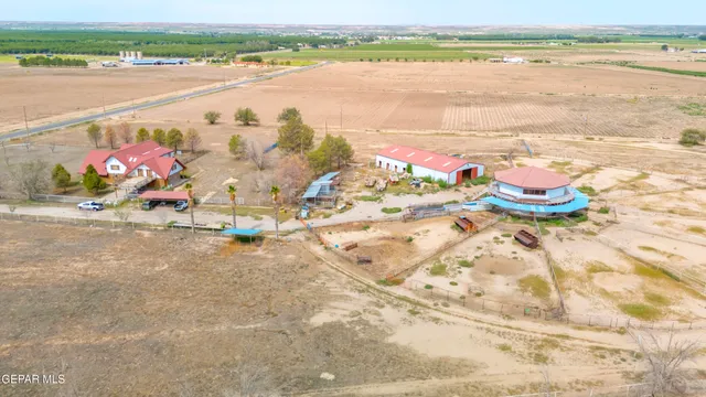 $1,630,000 | 1100 Vinton Road, Anthony, TX 79821