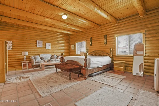 $1,630,000 | 1100 Vinton Road, Anthony, TX 79821