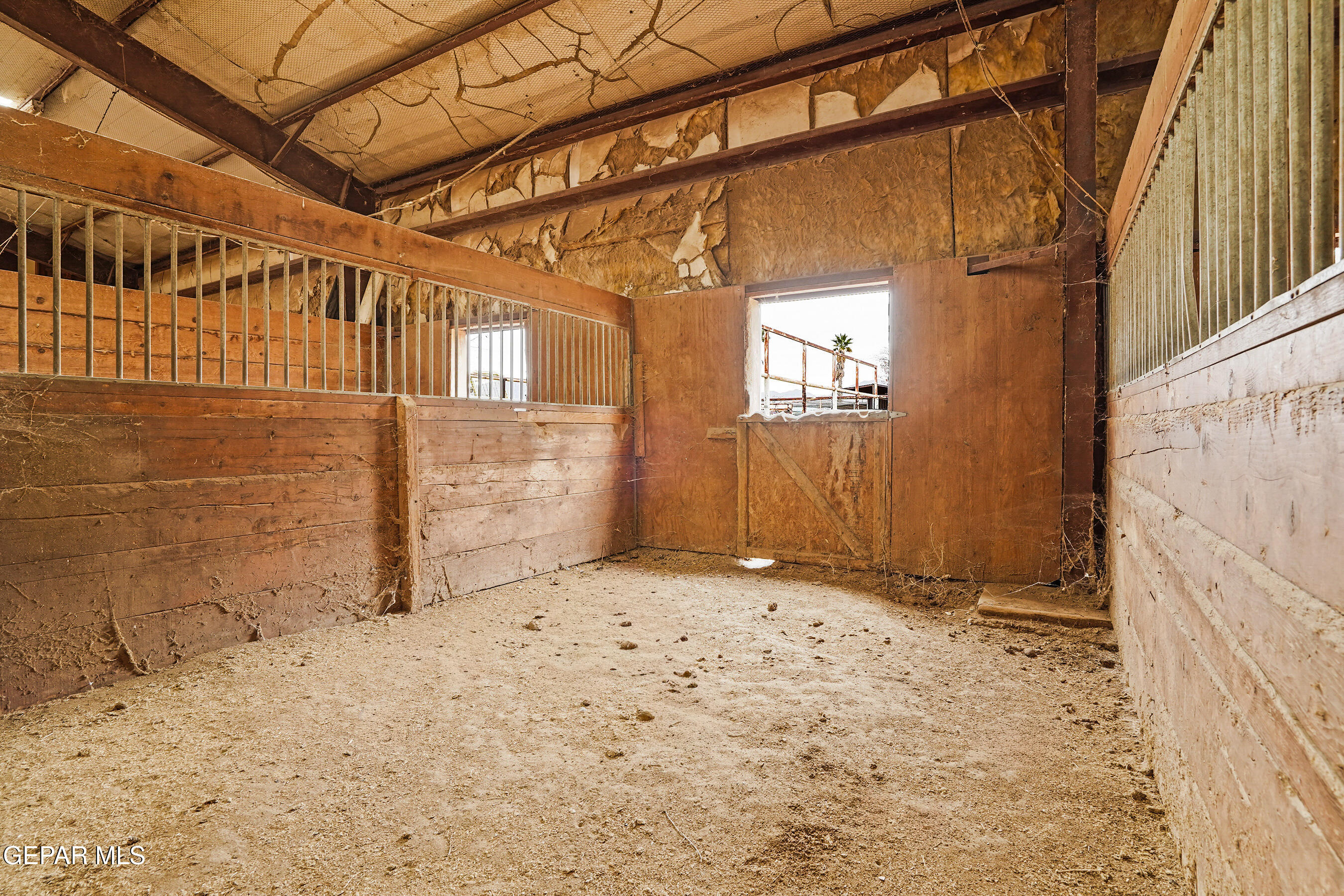 1100 Vinton Road Anthony, TX 79821 - Photo 69 of 83 a view of an empty room