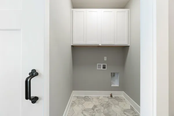 $336,900 | 146 Ashley Court, Brooklyn, MI 49230