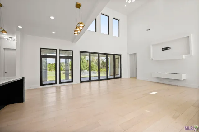 $6,000 | Undisclosed Address, Baton Rouge, LA 70817