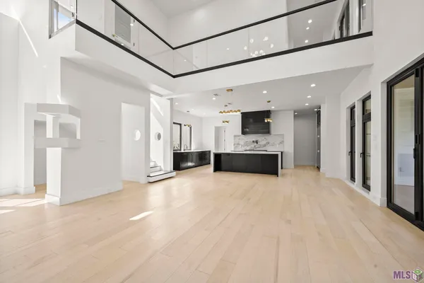 $6,000 | 9825 Fawn Vw Drive, Baton Rouge, LA 70817