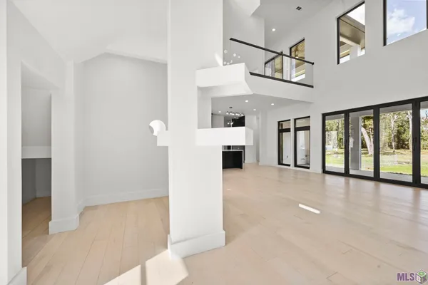 $6,000 | 9825 Fawn Vw Drive, Baton Rouge, LA 70817