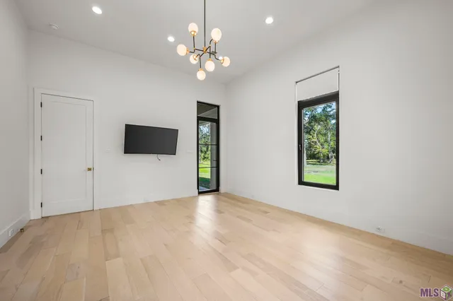 $6,000 | Undisclosed Address, Baton Rouge, LA 70817