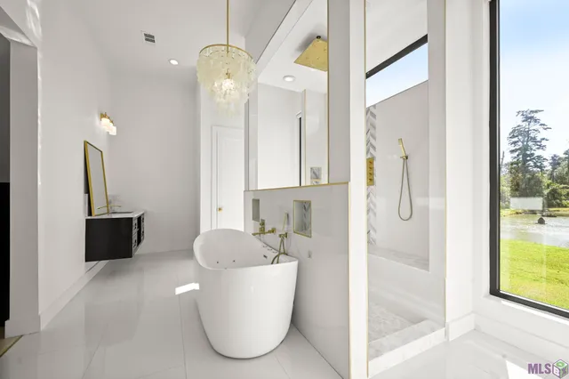 $6,000 | Undisclosed Address, Baton Rouge, LA 70817