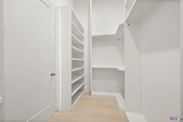 $6,000 | 9825 Fawn Vw Drive, Baton Rouge, LA 70817