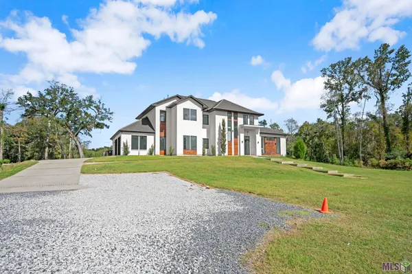 $6,000 | 9825 Fawn Vw Drive, Baton Rouge, LA 70817