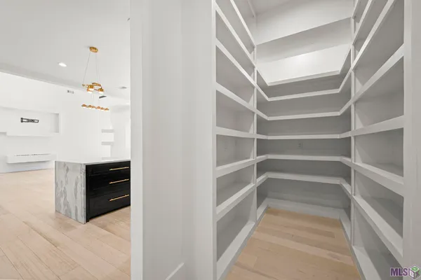 $6,000 | 9825 Fawn Vw Drive, Baton Rouge, LA 70817