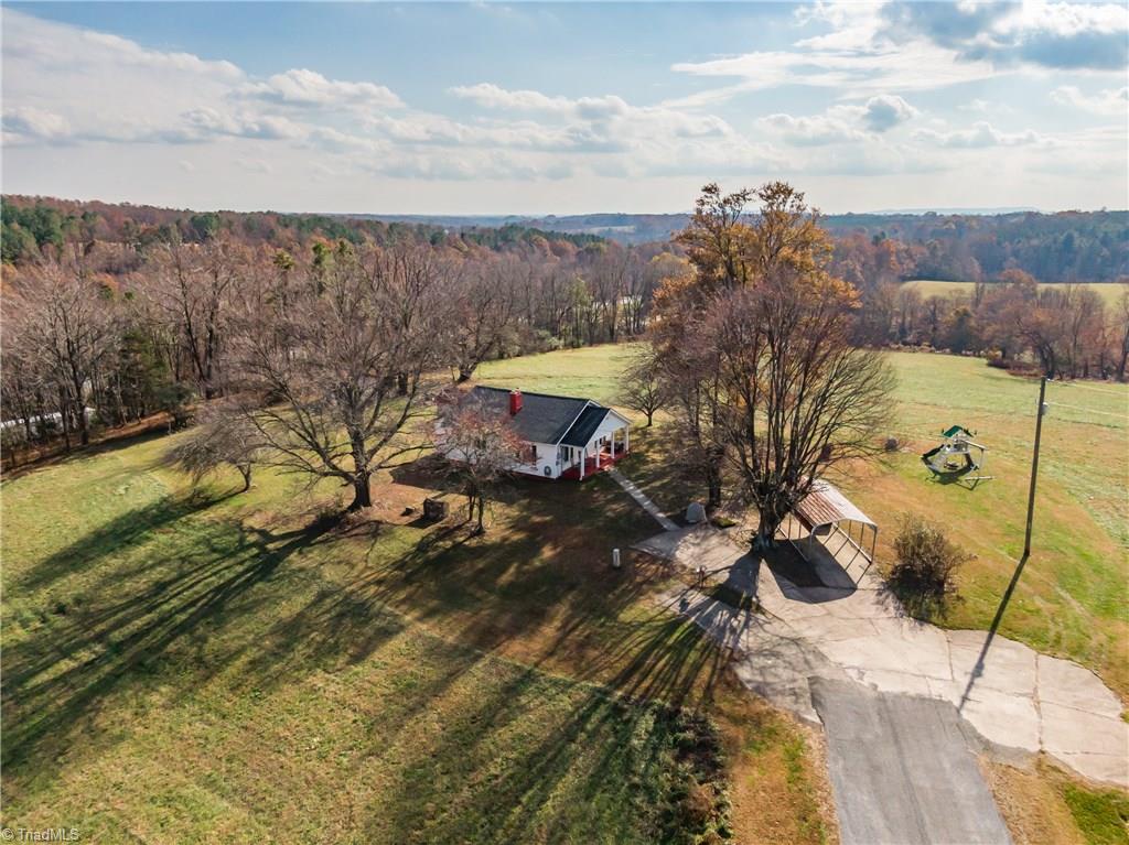 893 Bert Cockerham Road Elkin, NC 28621 - Photo 4 of 25 Gallery Image 4
