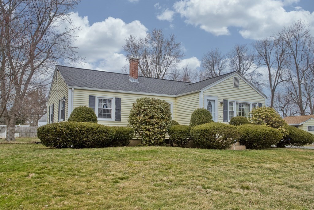 60 Fredette Street Springfield, MA 01109 - Photo 1 of 29