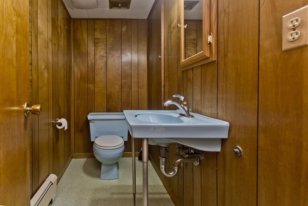 60 Fredette Street Springfield, MA 01109 - Photo 19 of 29