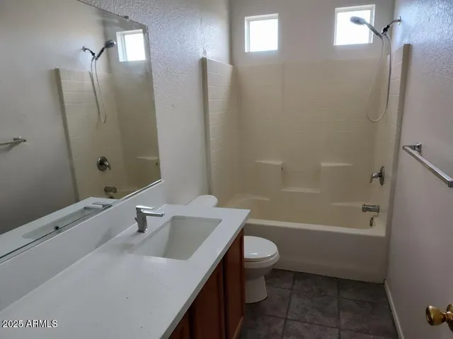 $2,300 | 10378 West Monte Vista Road, Avondale, AZ 85392