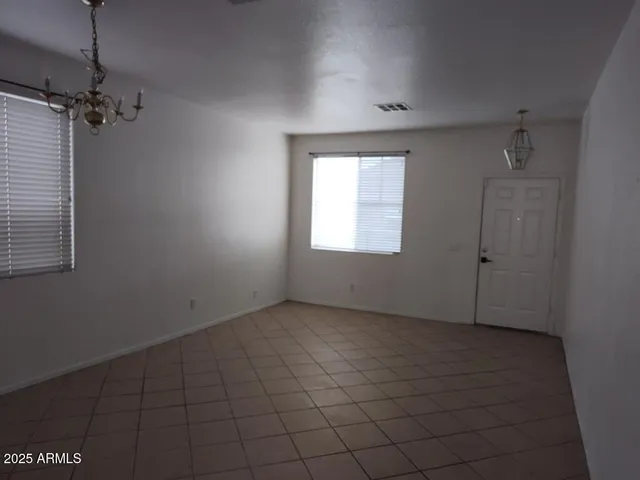 $2,300 | 10378 West Monte Vista Road, Avondale, AZ 85392