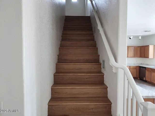 $2,300 | 10378 West Monte Vista Road, Avondale, AZ 85392