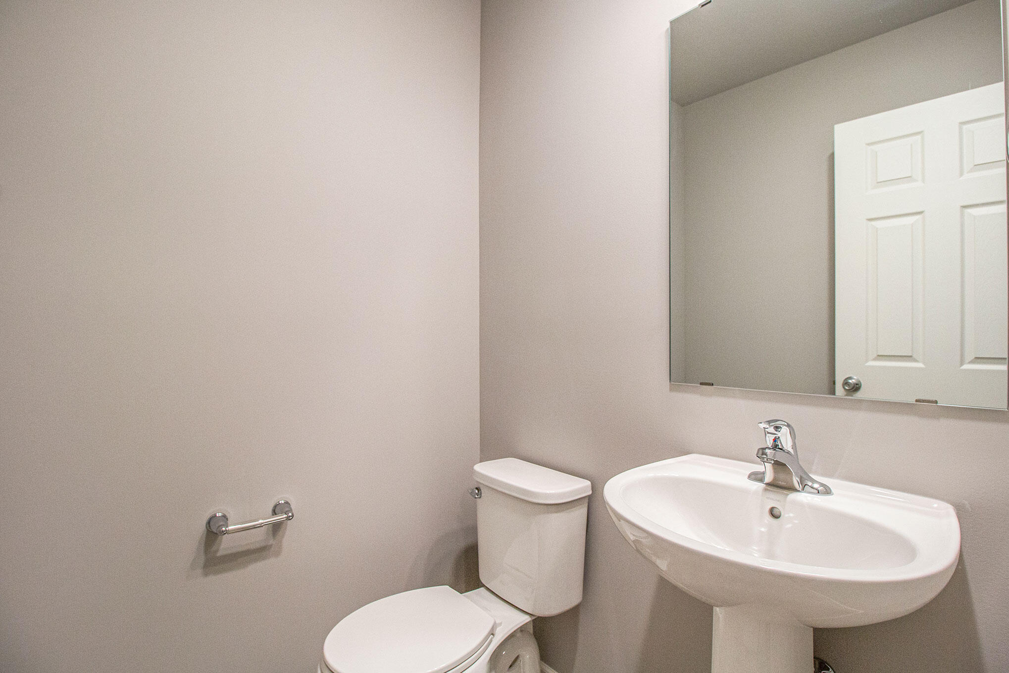 58587 Pond View Lane Three Rivers, MI 49093 - Photo 9 of 26 WPT008-i1810-Powder Room