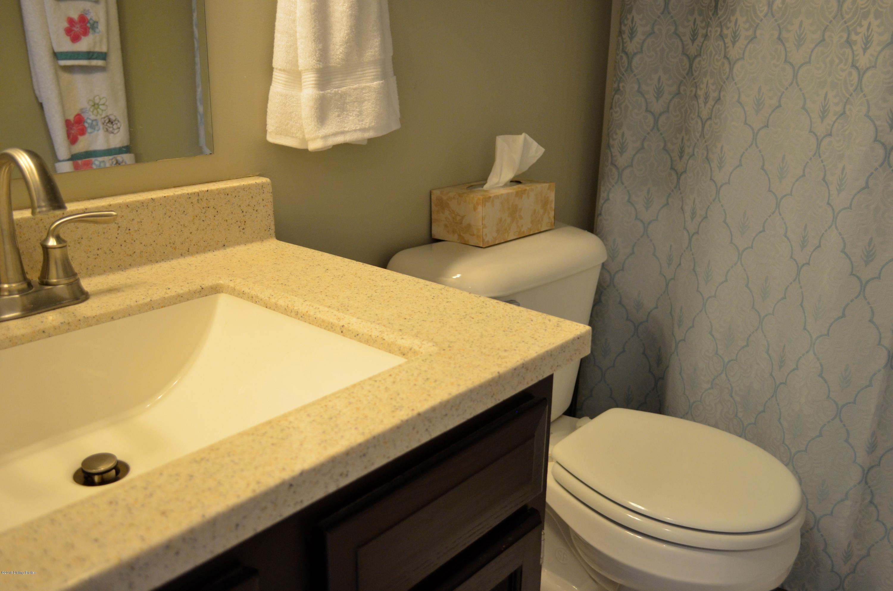 7006 Matthews Road Louisville, KY 40258 - Photo 23 of 38 Master Bath