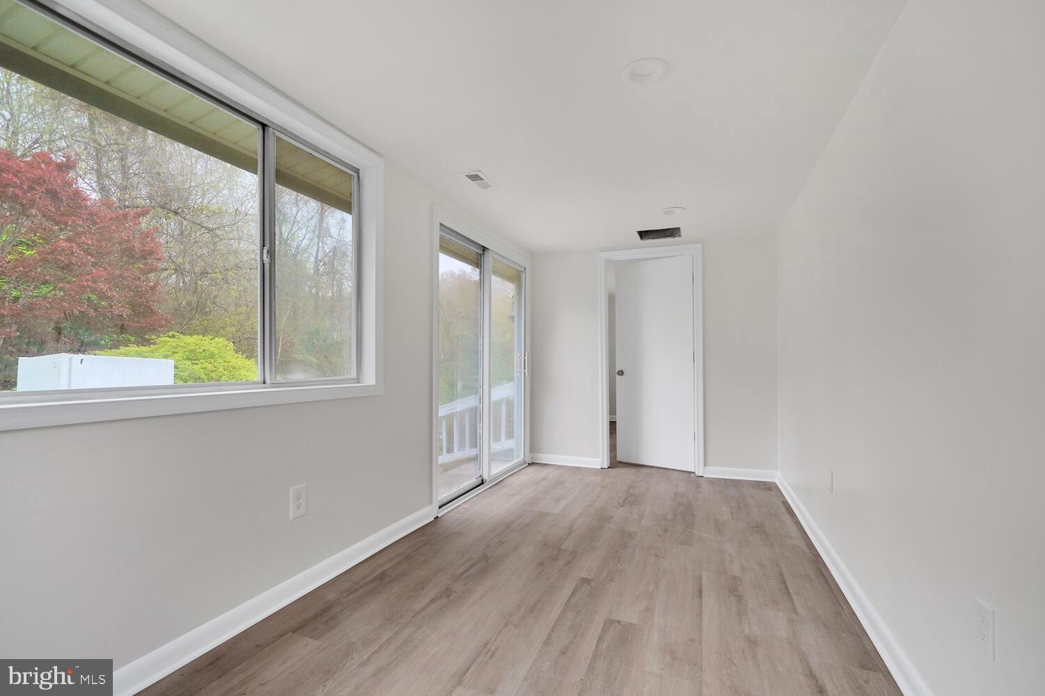 10396 Ada Road Marshall, VA 20115 - Photo 11 of 24 Gallery Image 11