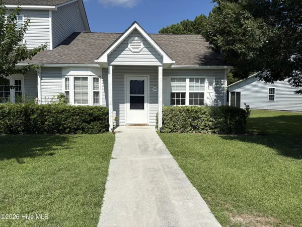 $1,400 | 1001 Courtyard West, Newport, NC 28570