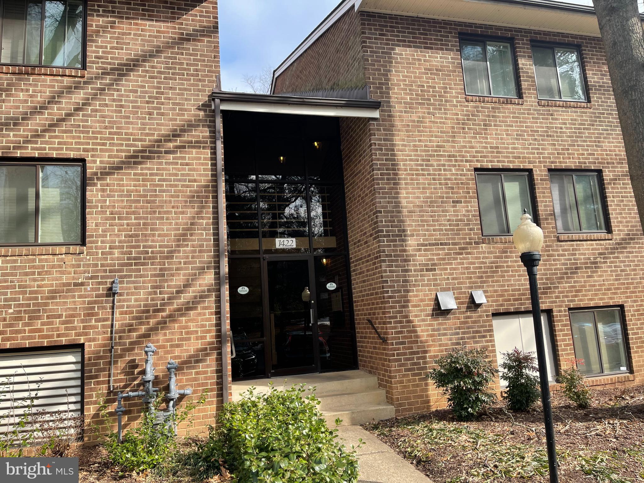 1422 Northgate Square, Unit 2A Reston, VA 20190 - Photo 1 of 8