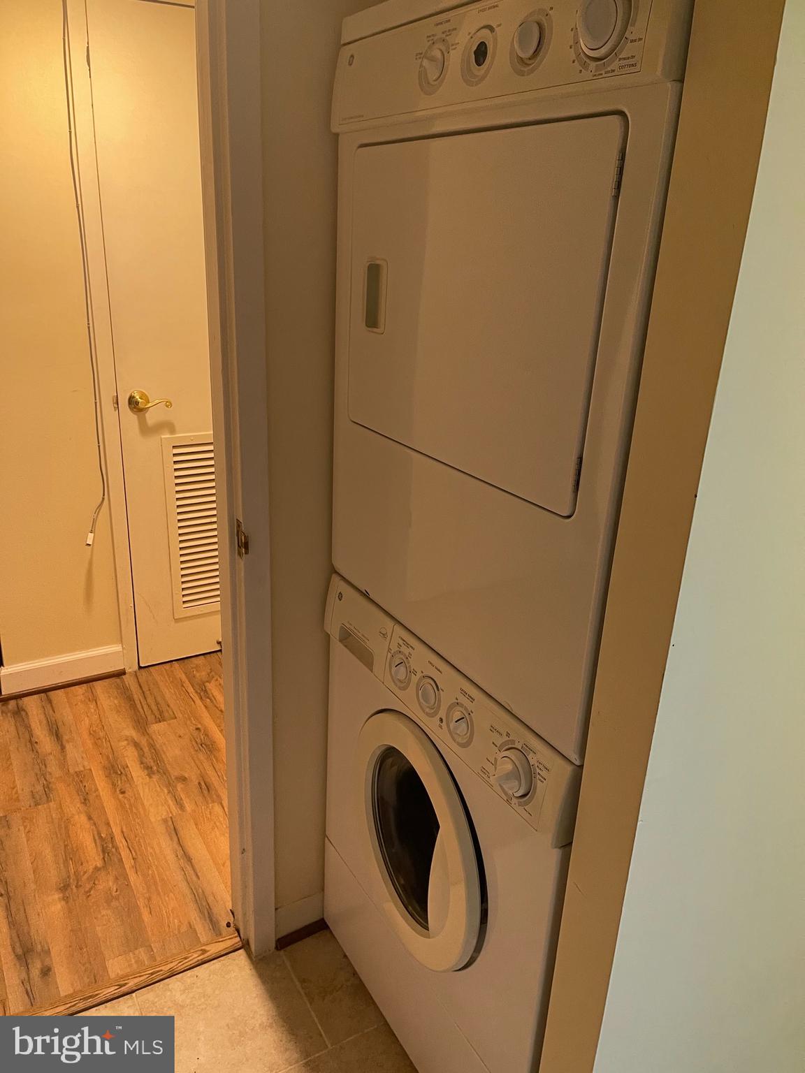 1422 Northgate Square, Unit 2A Reston, VA 20190 - Photo 6 of 8